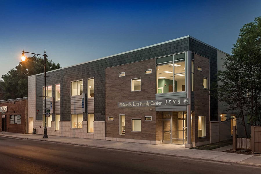 SUMMIT DESIGN + BUILD COMPLETES CONSTRUCTION OF MICHAEL R. LUTZ FAMILY